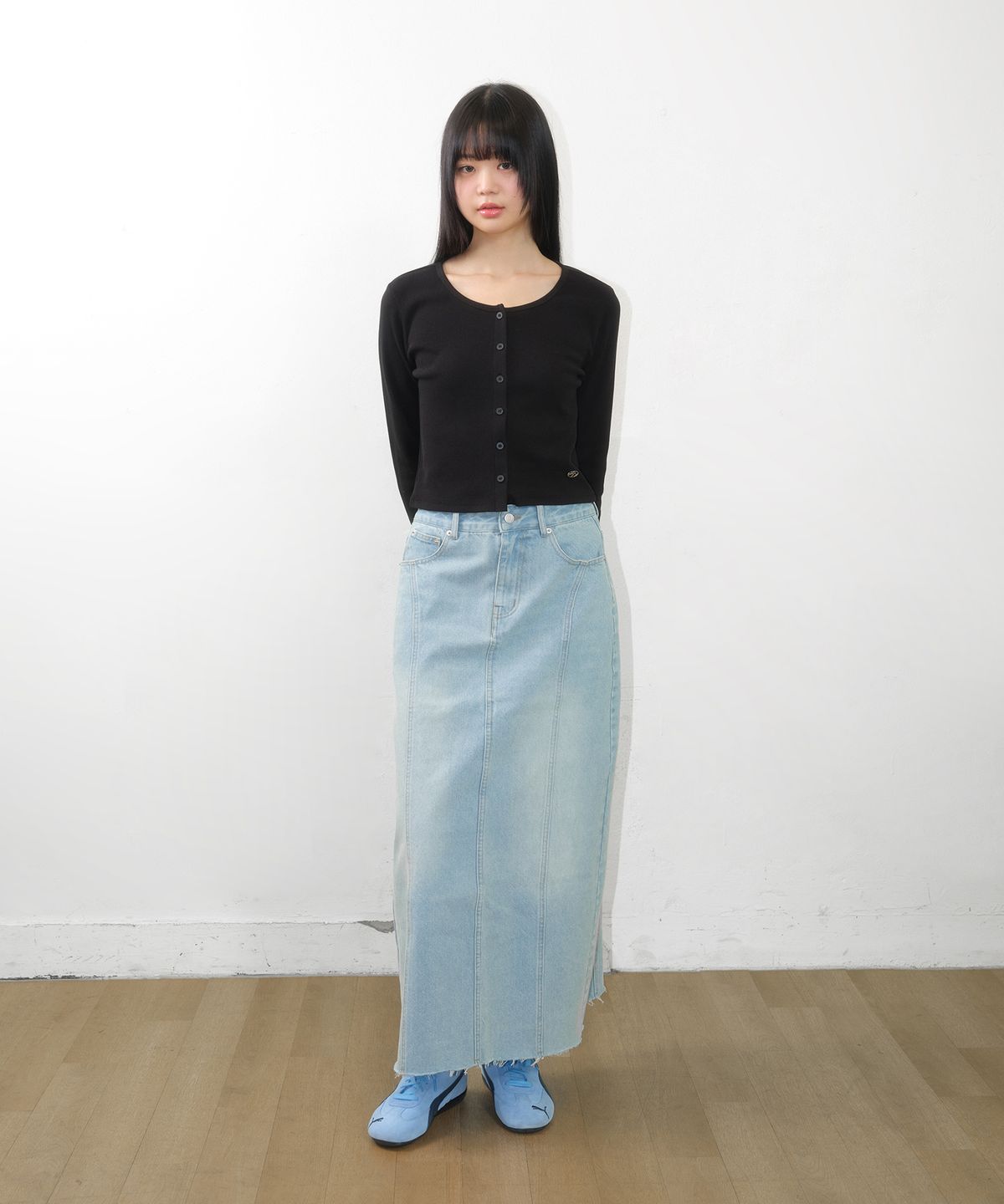 아메스 월드와이드(AMES-WORLDWIDE) RIB U-NECK CARDIGAN BLACK