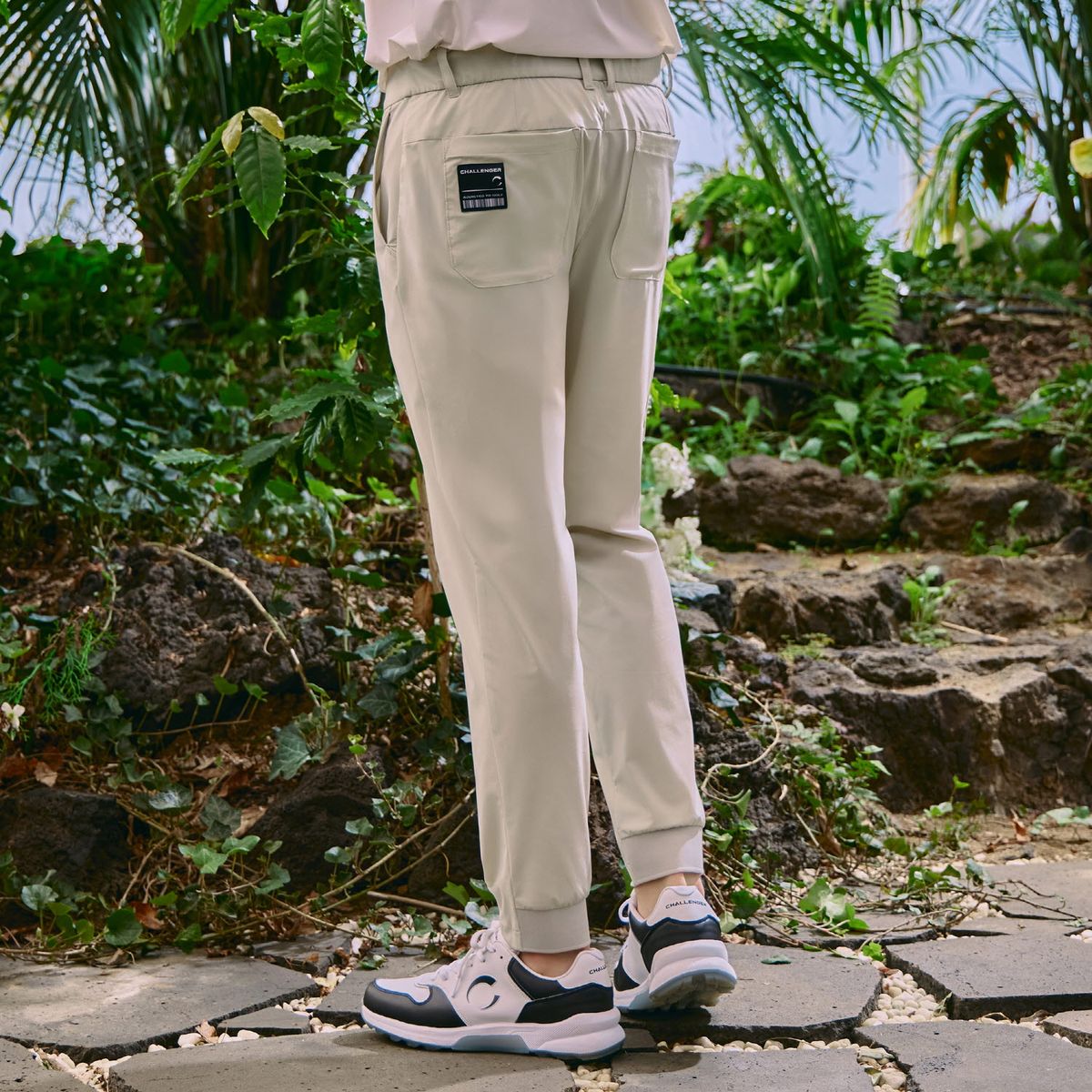 챌린저(CHALLENGER) 남성 원포켓 카고 반조거 팬츠 라이트베이지
