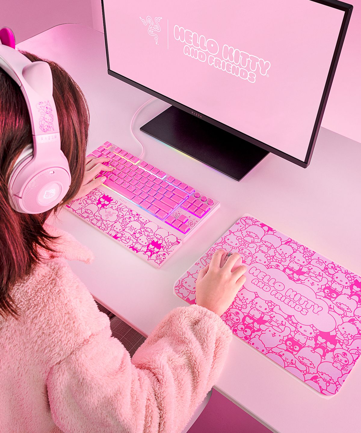 레이저(RAZER) GIGANTUS V2 MEDIUM 기간투스 V2 M 헬로키티 에디션 마우스 패드