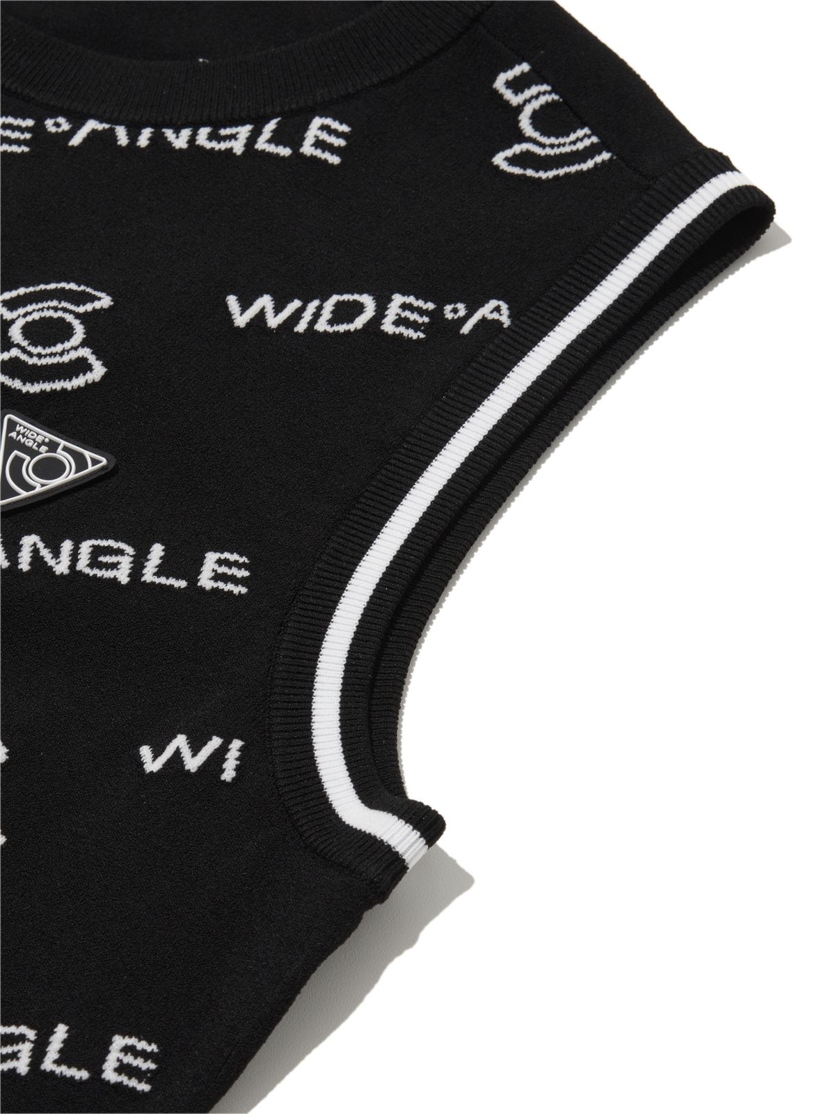 와이드앵글(WIDEANGLE) TO 로고 패턴 쟈가드 베스트 L_Black