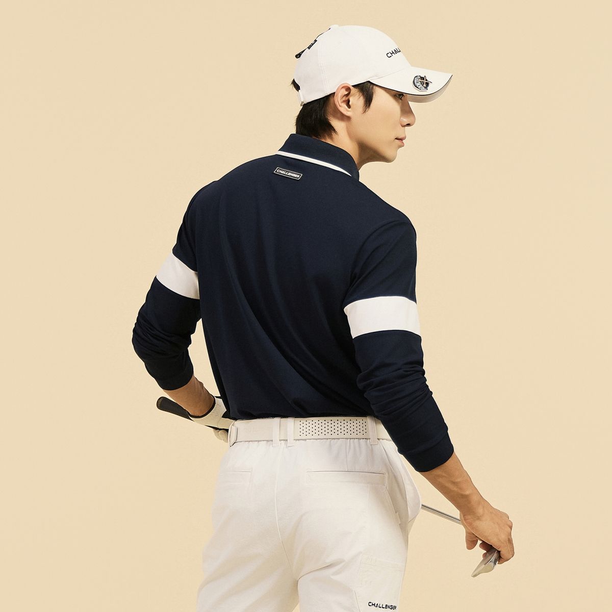 챌린저(CHALLENGER) 남성 에센셜 소매 배색 카라 긴팔 티셔츠 다크블루