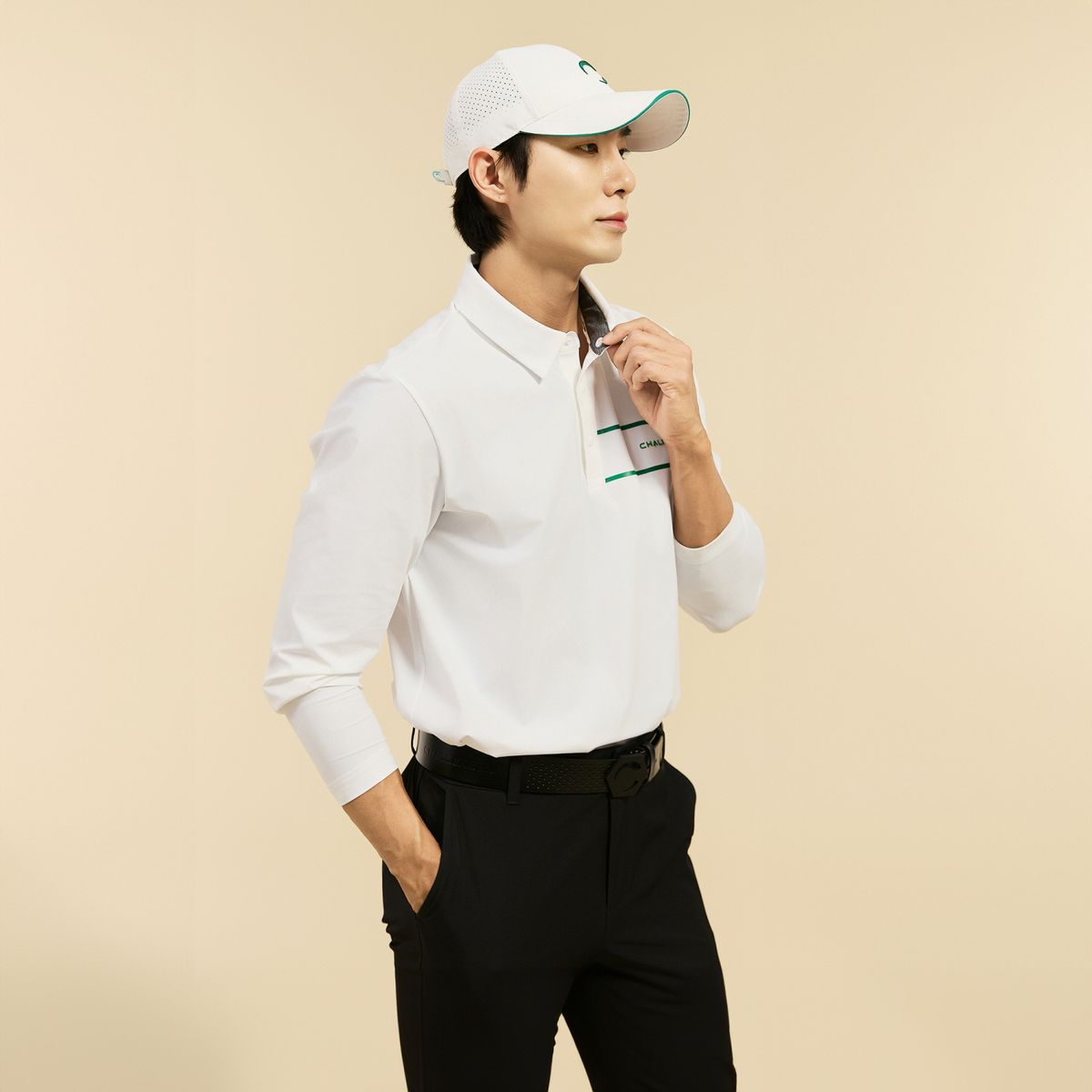 챌린저(CHALLENGER) 남성 트리코트 스트레치 Y카라 티셔츠 화이트