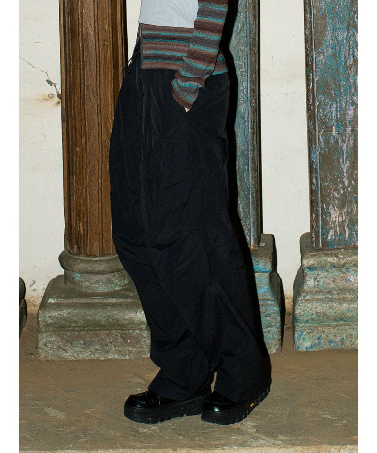 샌드 사운드(SAND SOUND) TwoTuck Cargo Pants  Black