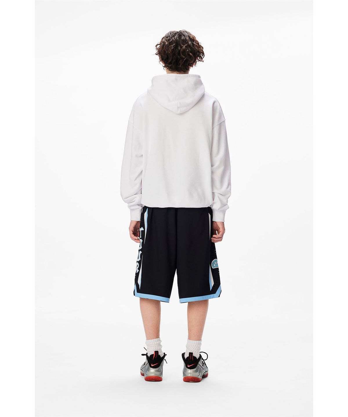 썬러브투어(SUNLOVETOUR) Daybreak Hoodie Black