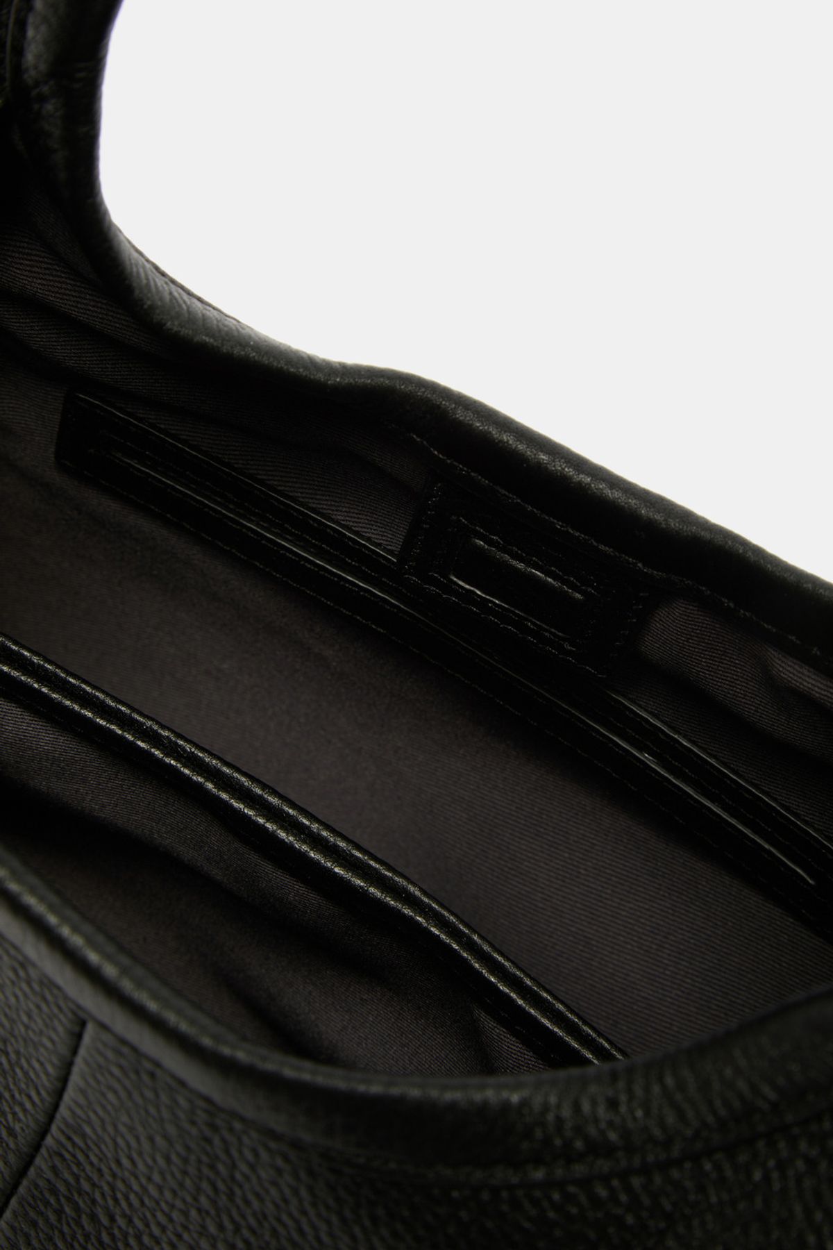 쿠론(COURONNE) Seine Tote 30_RCBTX25153BKX