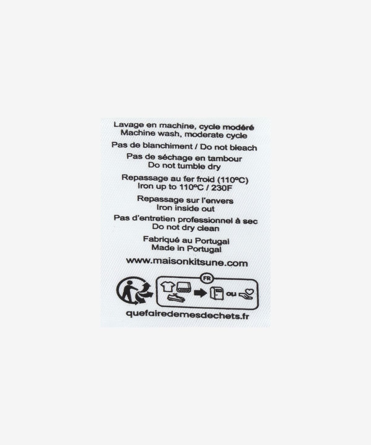 메종 키츠네(MAISON KITSUNE) 볼드 폭스 헤드 패치 오버사이즈 반소매 티셔츠 - 화이트 / OM00128KJ0119P100