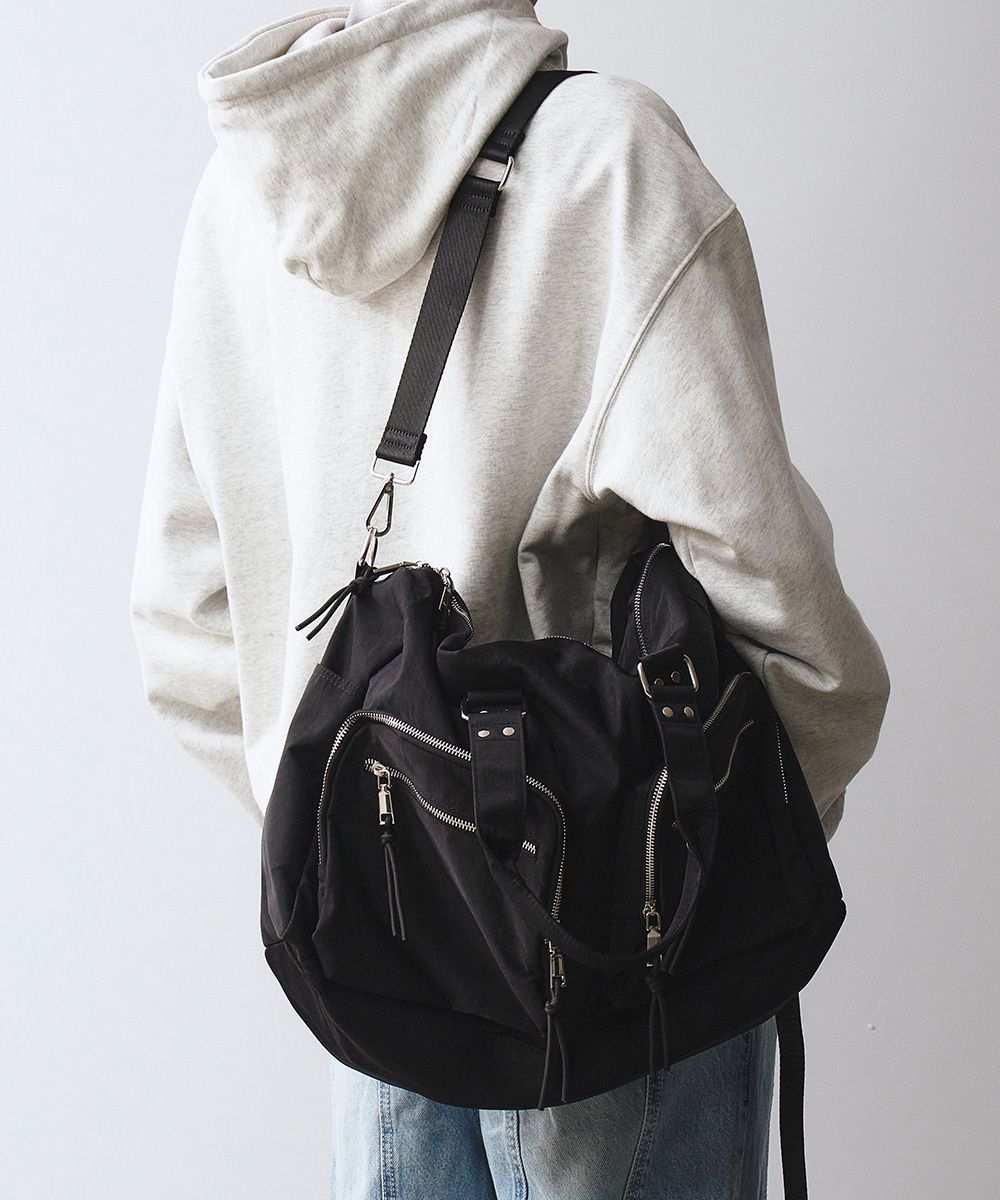 MUSINSA | MAISON MINED TWO POCKET BOSTON BAG BLACK