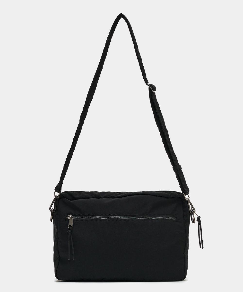 MUSINSA | MAISON MINED TWO POCKET SQUARE CROSS BAG