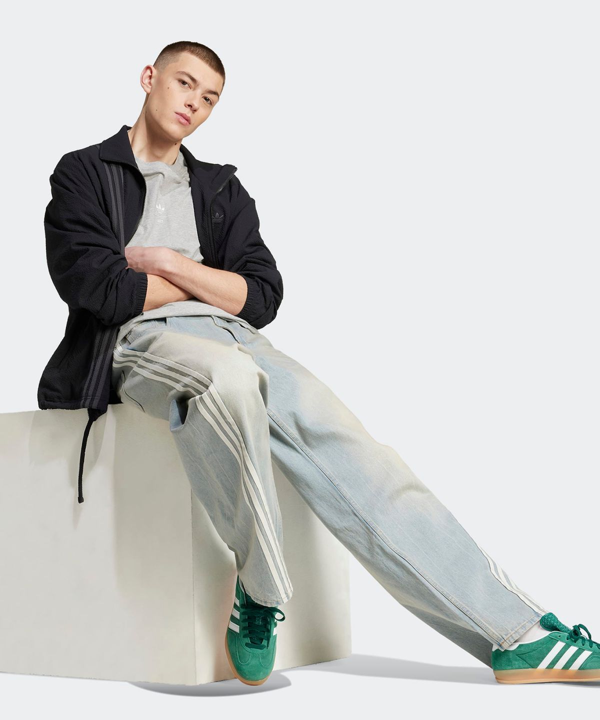 아디다스(ADIDAS) ADILENIUM 3 루즈 핏 데님 팬츠 - 라이트데님 / JY6292
