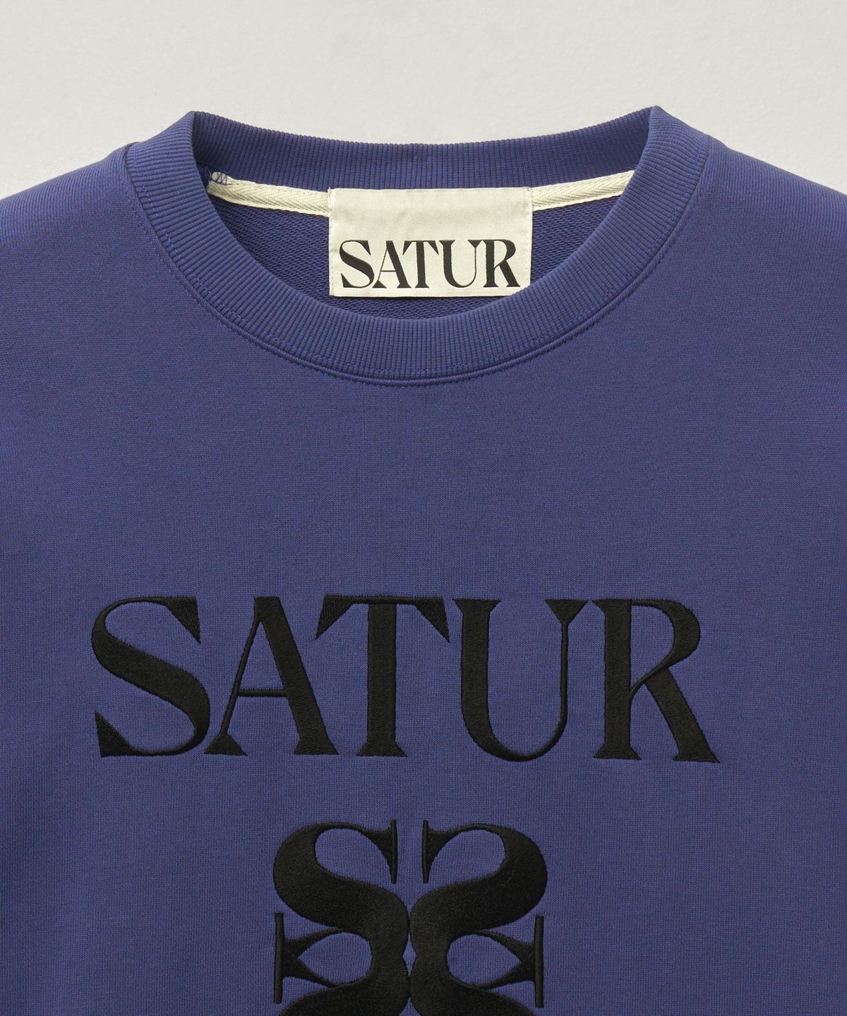 세터(SATUR) 클래식 로고 스웨트셔츠 퍼플