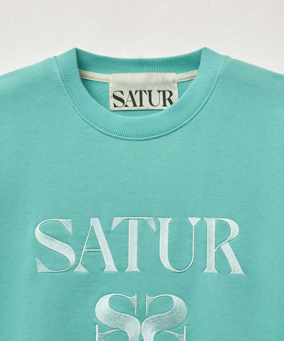 세터(SATUR) 클래식 로고 스웨트셔츠 민트