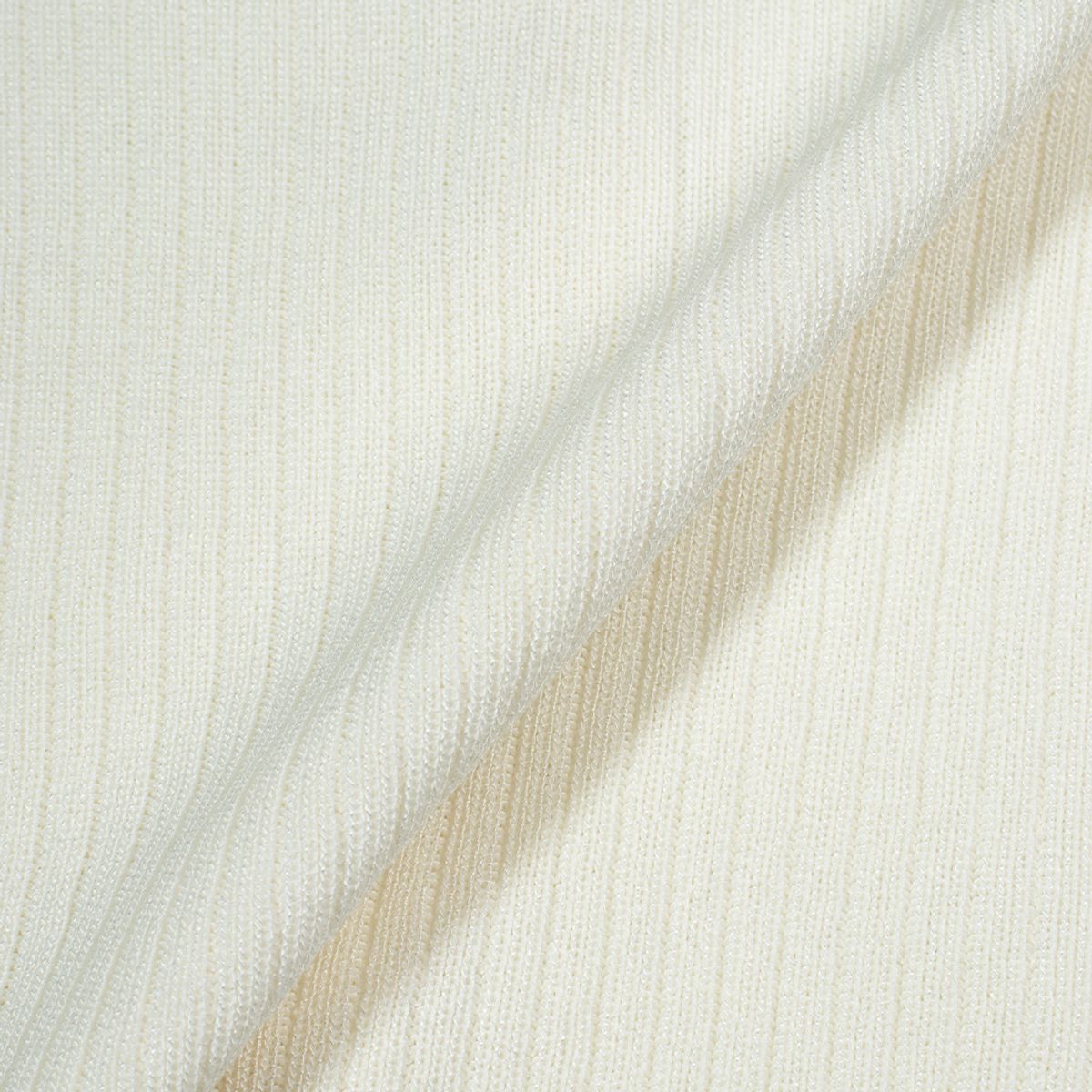 모아(MOAA) Cropped Button V Cardigan (WHITE)