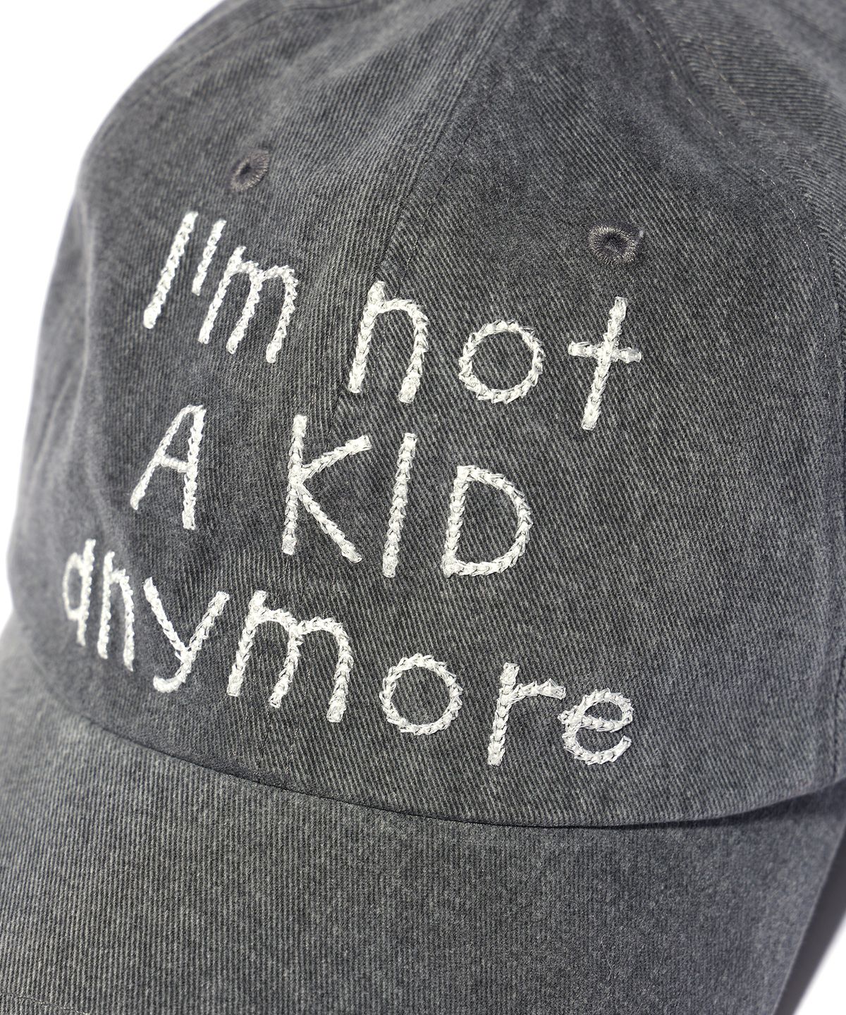 유희(YOUHEE) LETTERING WASHING BALL CAP CHARCOAL