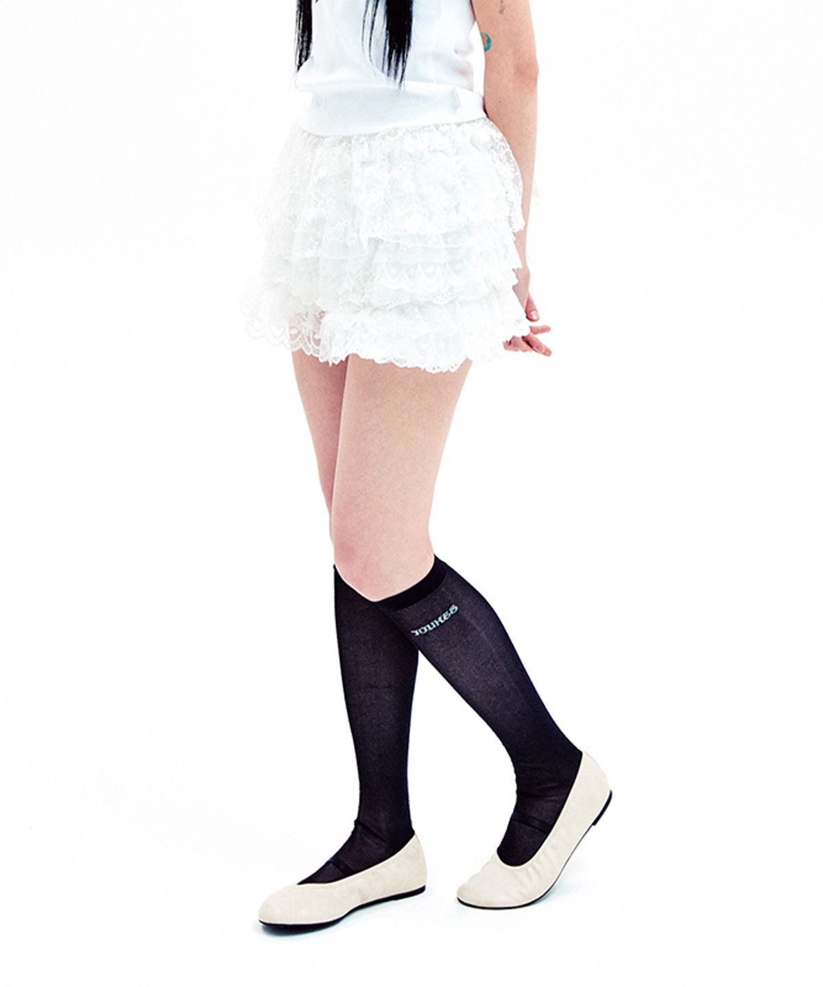 유희(YOUHEE) YOUHEE SEETHROUGH SOCKS BLACK