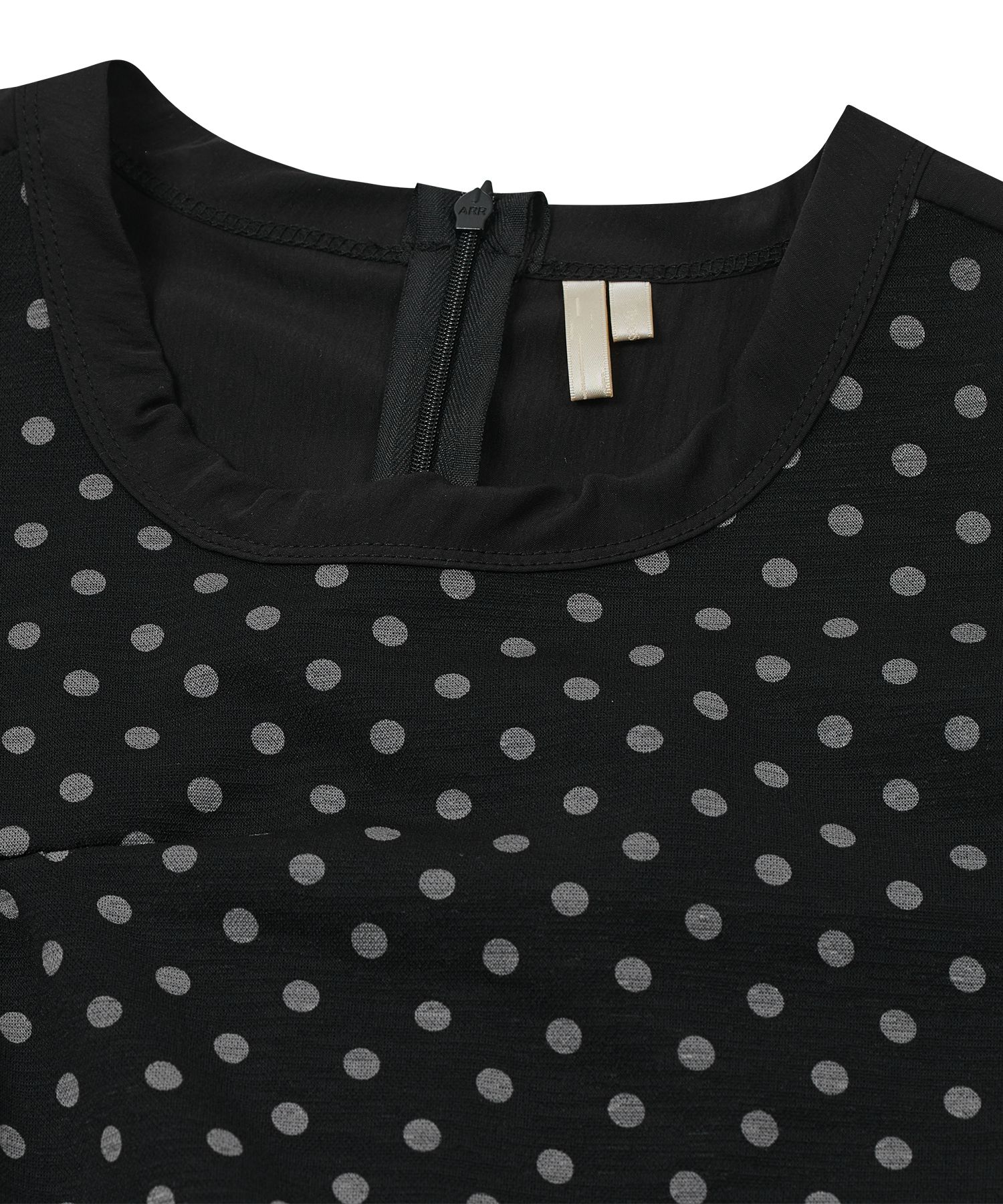 MUSINSA | TYPESERVICE Asymmetrical Dotted Ruffled Zip Top