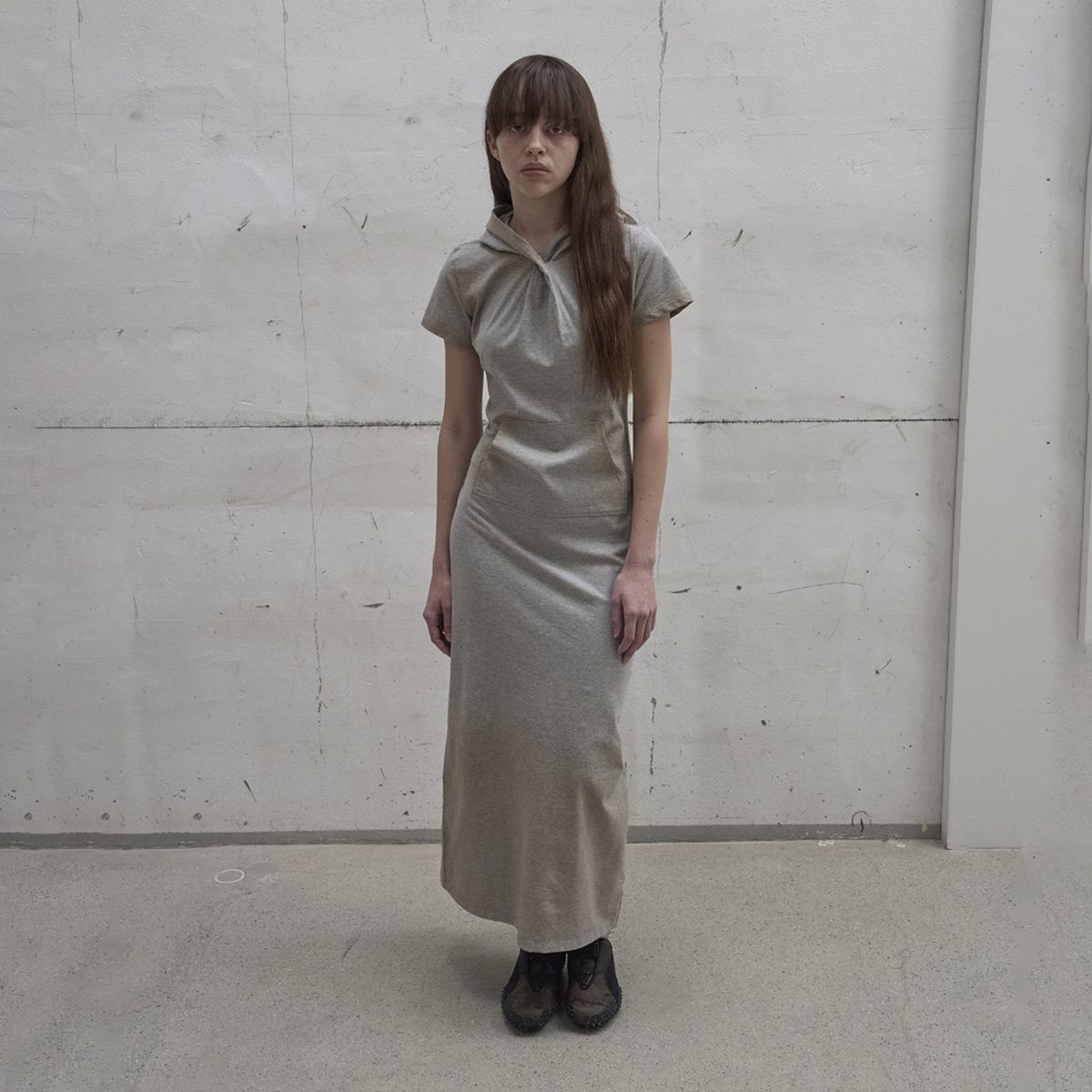 엘씨디씨티엠(LCDC™) HOODED TWISTED DRESS (MELANGE GREY)