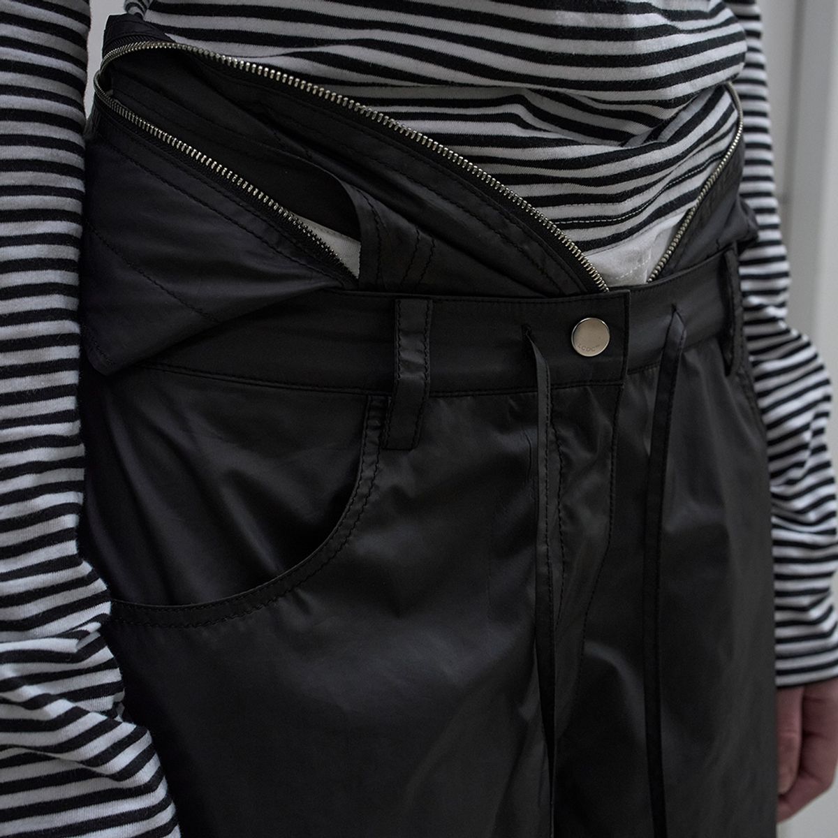 엘씨디씨티엠(LCDC™) DRAWSTRING PARACHUTE TROUSERS (BLACK)