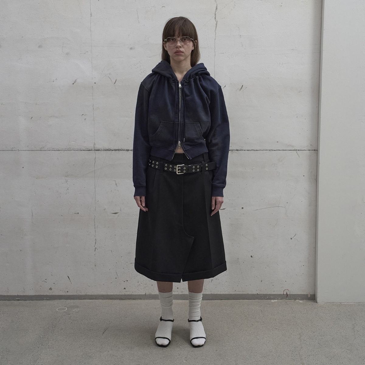 엘씨디씨티엠(LCDC™) TAILORED ZIP FRONT SKIRT (BLACK)