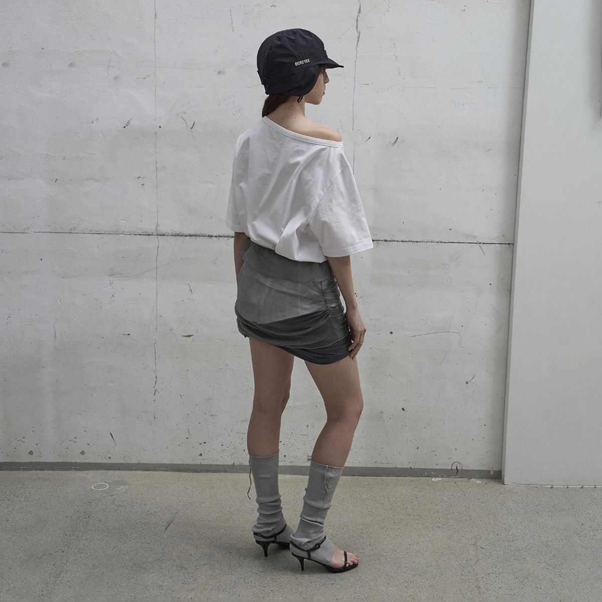 엘씨디씨티엠(LCDC™) SHEER FRILL LAYERED KNIT SKIRT (GREY)