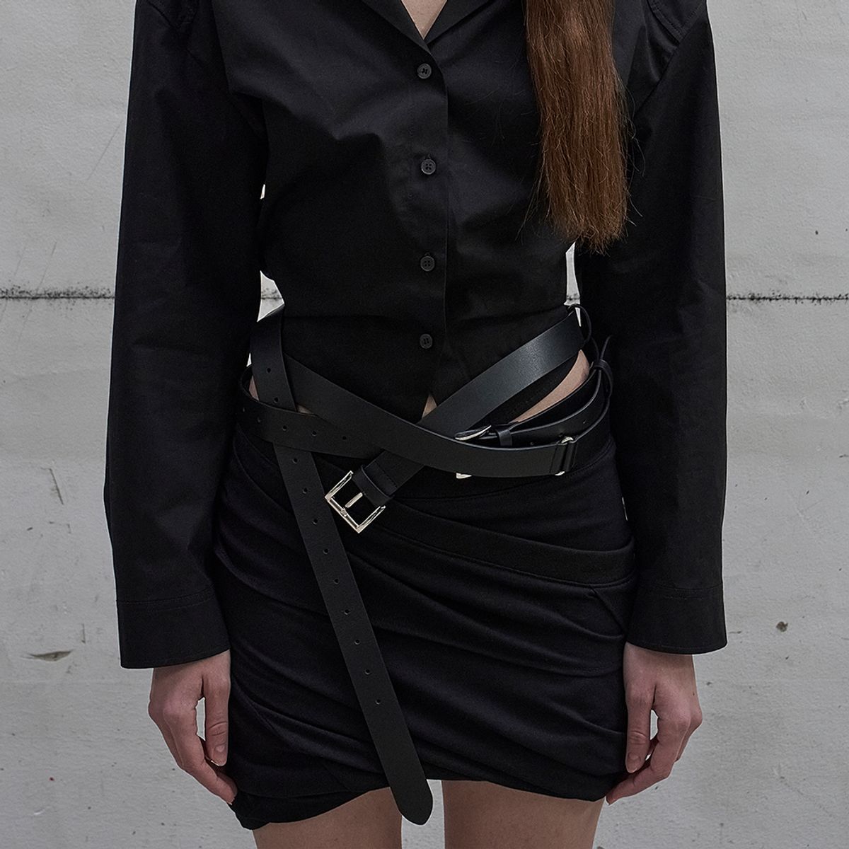 엘씨디씨티엠(LCDC™) TWISTED MINI VOLUME SKIRT (BLACK)