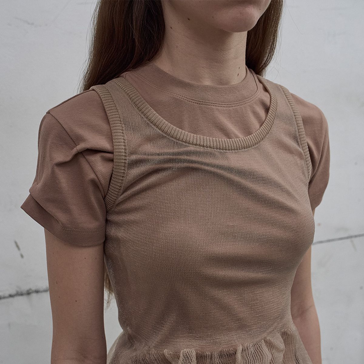 엘씨디씨티엠(LCDC™) SHEER FRILL KNIT TOP (BEIGE)
