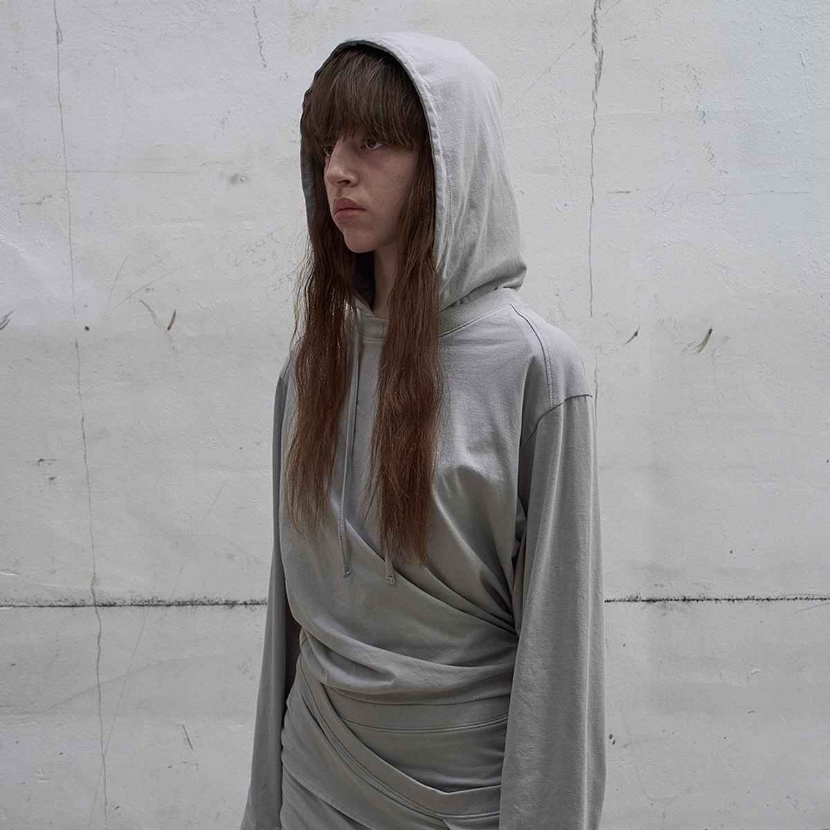 엘씨디씨티엠(LCDC™) TWISTED HOODIE (LIGHT GREY)