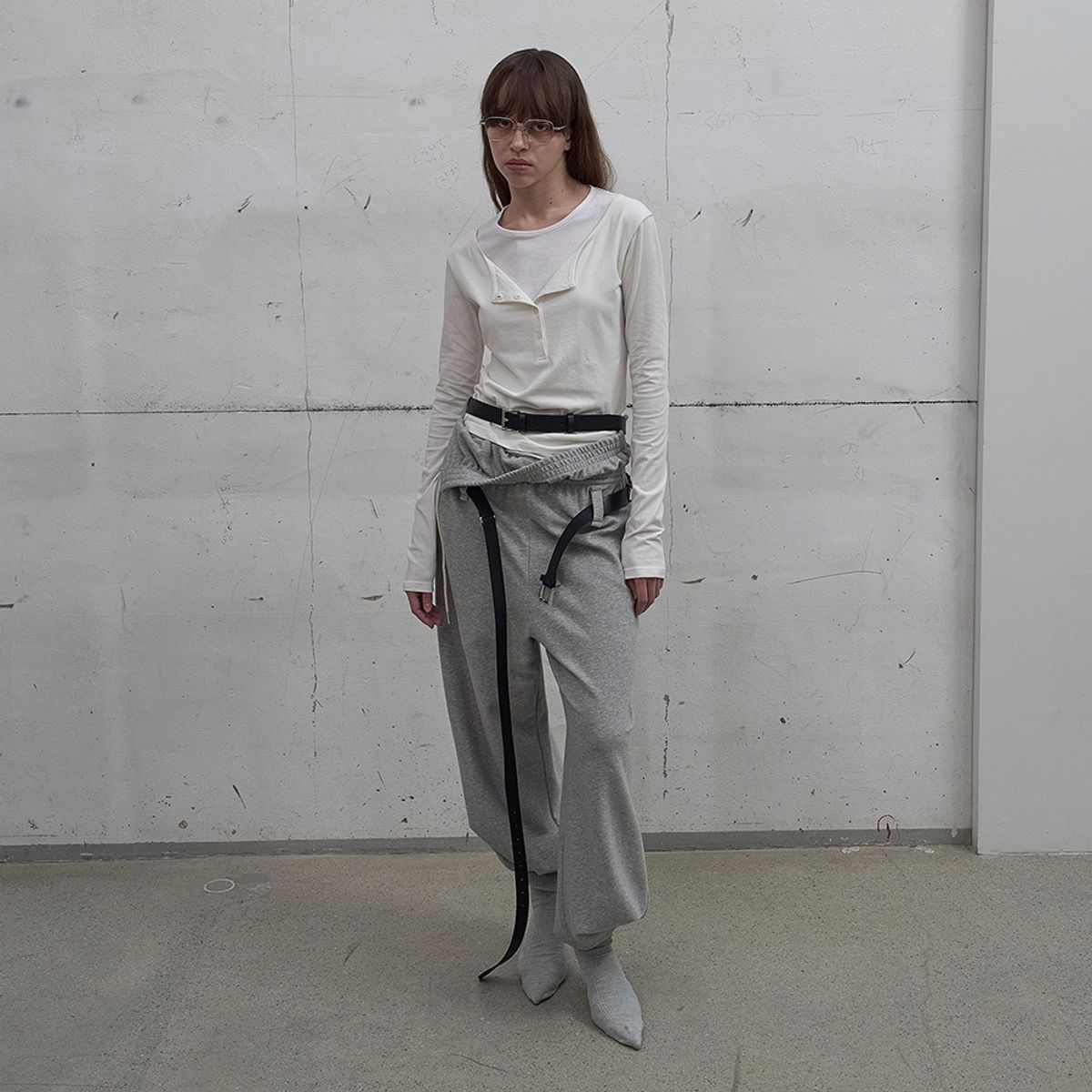 엘씨디씨티엠(LCDC™) LAYERED HENLEY NECK JERSEY TOP (WHITE)