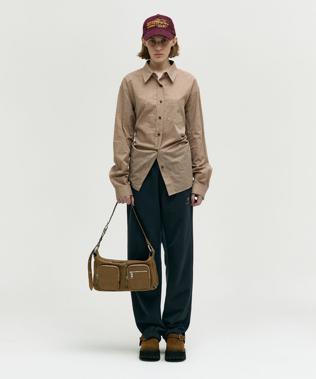 마지셔우드(MARGESHERWOOD) OUTPOCKET HOBO_vintage camel washed nappa
