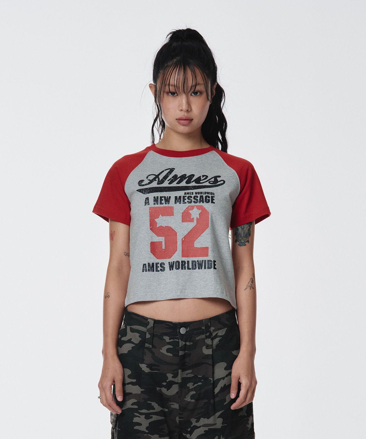 아메스 월드와이드(AMES-WORLDWIDE) 52 LOGO RAGLAN TEE RED