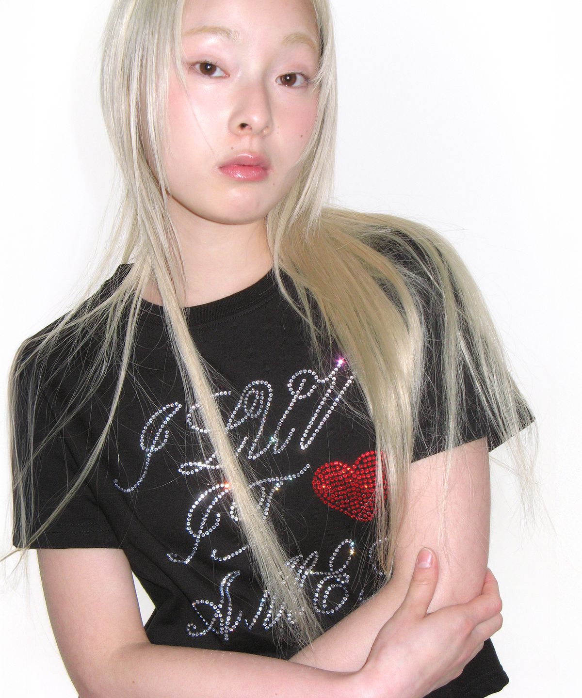 아메스 월드와이드(AMES-WORLDWIDE) AMES HOTFIX CROP TEE BLACK