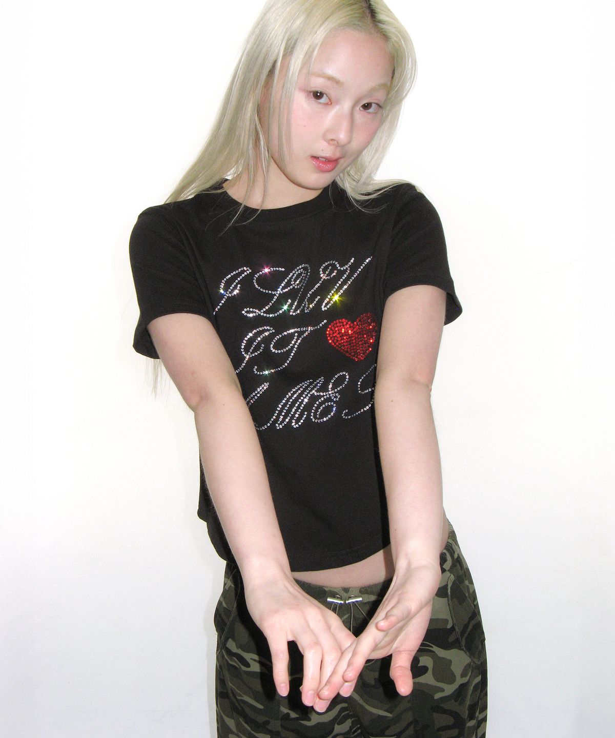 아메스 월드와이드(AMES-WORLDWIDE) AMES HOTFIX CROP TEE BLACK
