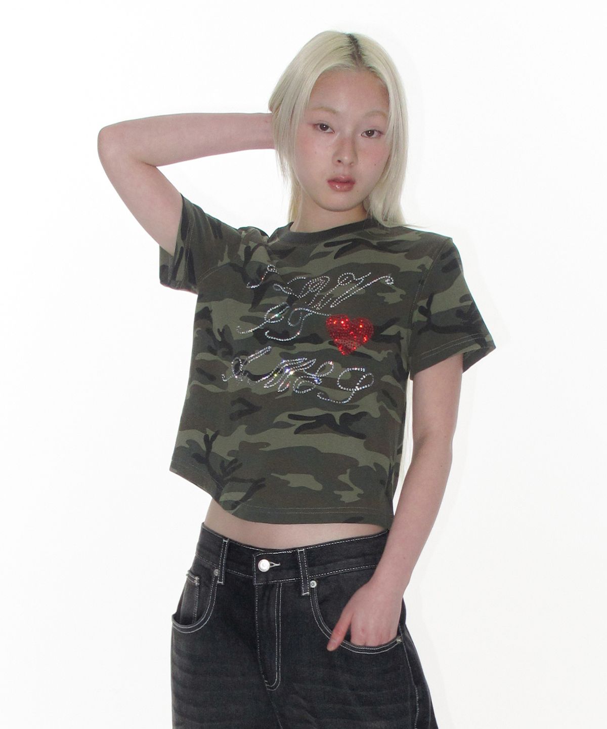 아메스 월드와이드(AMES-WORLDWIDE) AMES HOTFIX CROP TEE CAMO