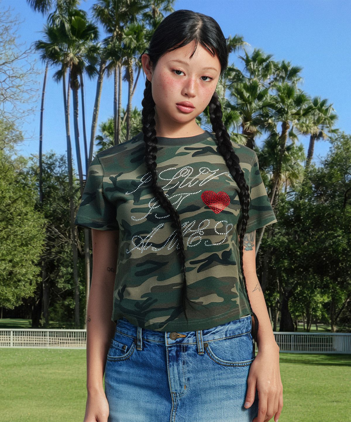 아메스 월드와이드(AMES-WORLDWIDE) AMES HOTFIX CROP TEE CAMO