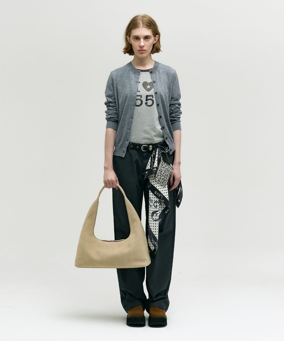 마지셔우드(MARGESHERWOOD) HOBO LARGE_nude nubuck
