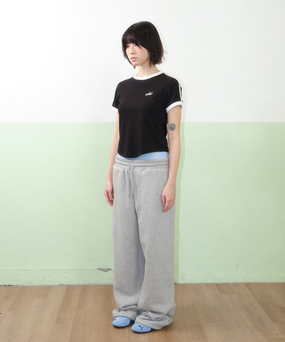 아메스 월드와이드(AMES-WORLDWIDE) A NUMBERING LINETAPE TEE BLACK