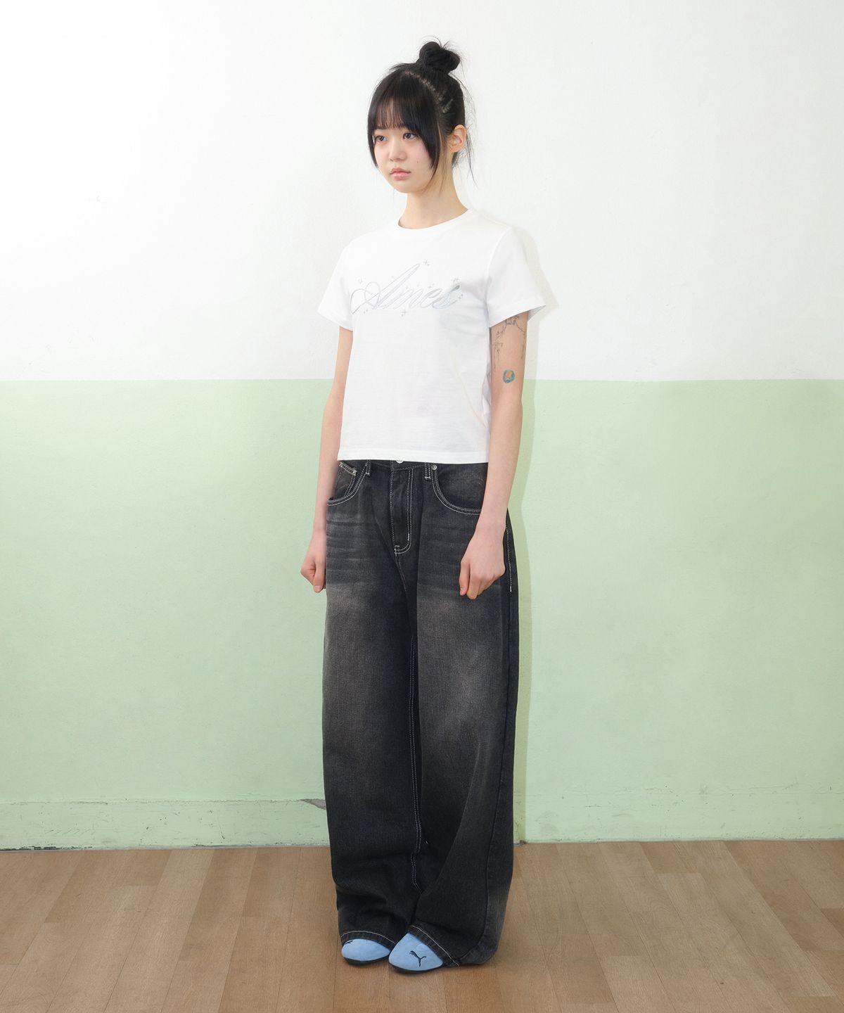 아메스 월드와이드(AMES-WORLDWIDE) SILVER AMES CROP TEE WHITE