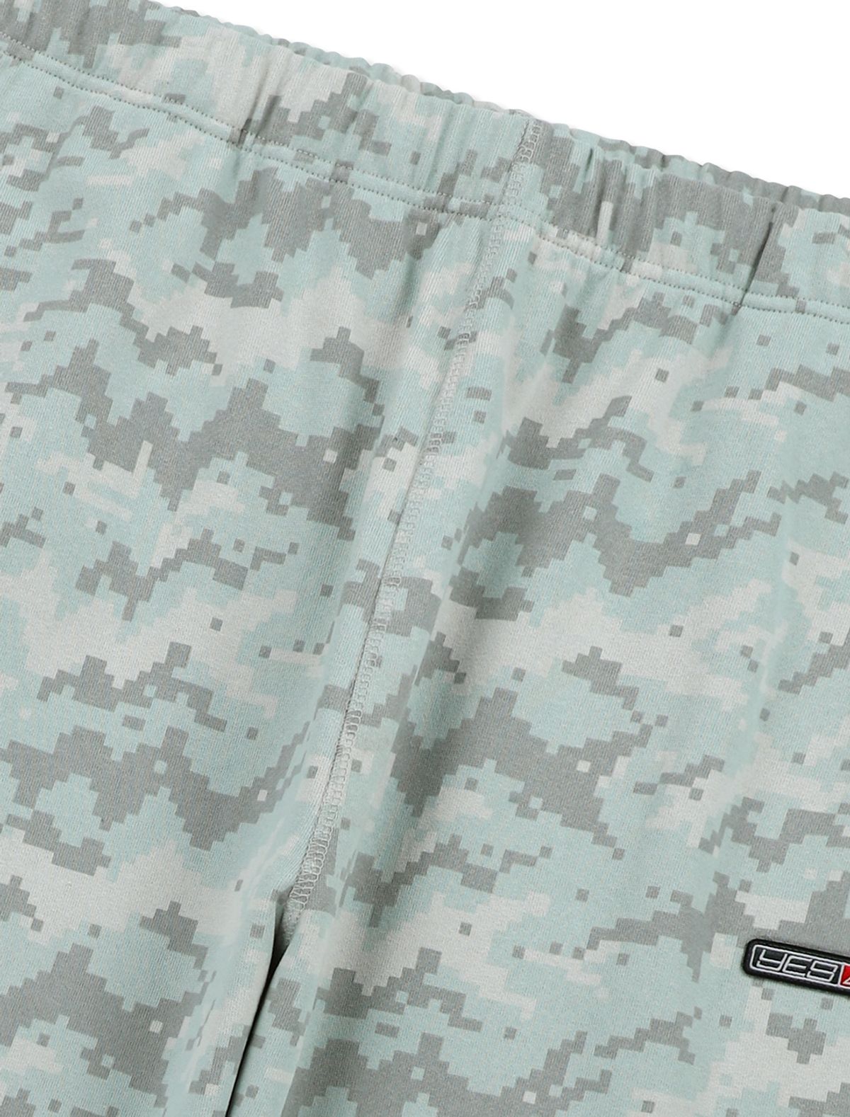 예스아이씨(YESEYESEE) SN Camo Sweatpants Urban
