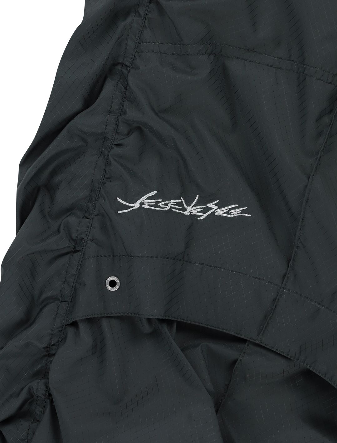 MUSINSA公式 | YESEYESEE Staff Trek Pants Black