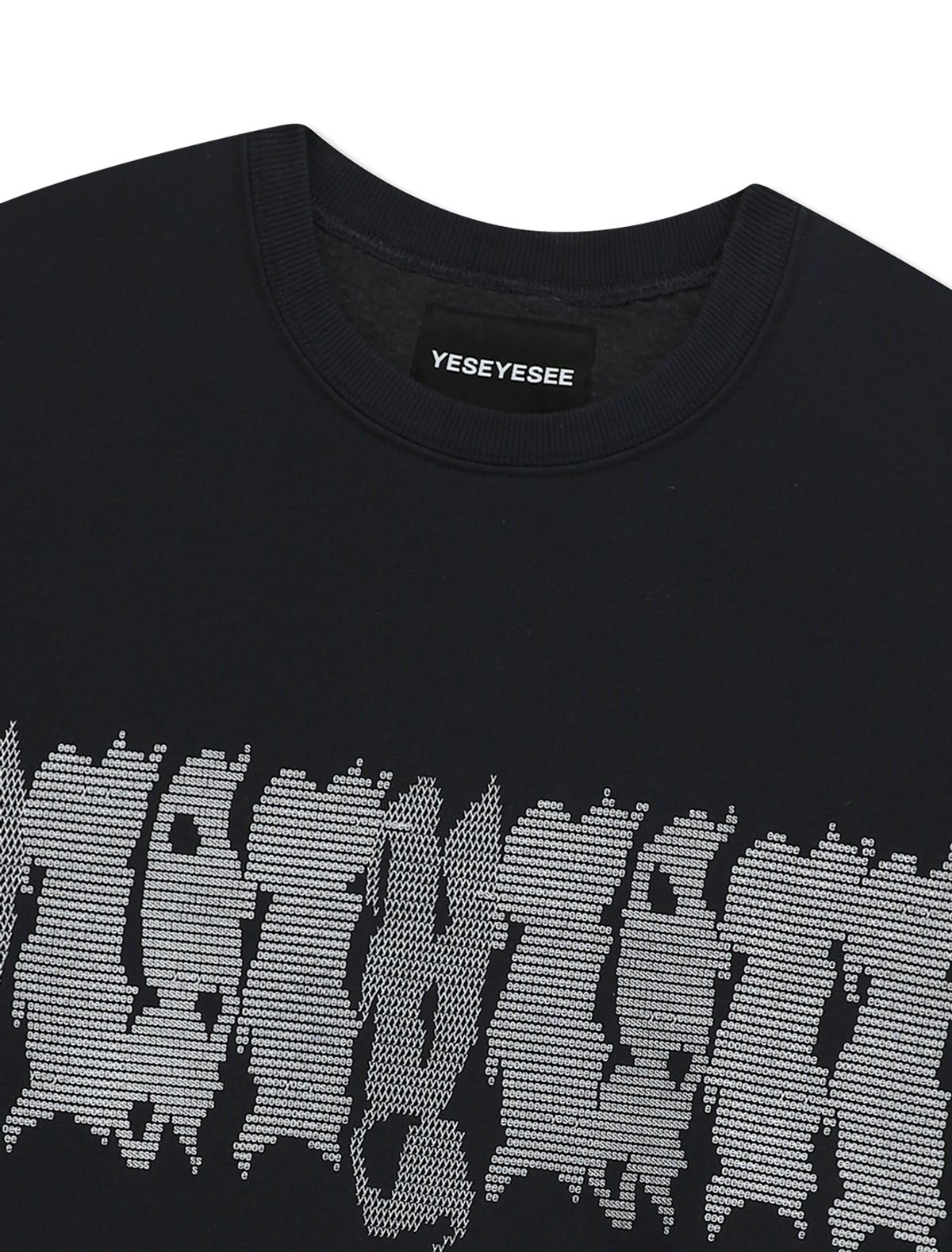 예스아이씨(YESEYESEE) Y.E.S Typo Sweatshirt Charcoal