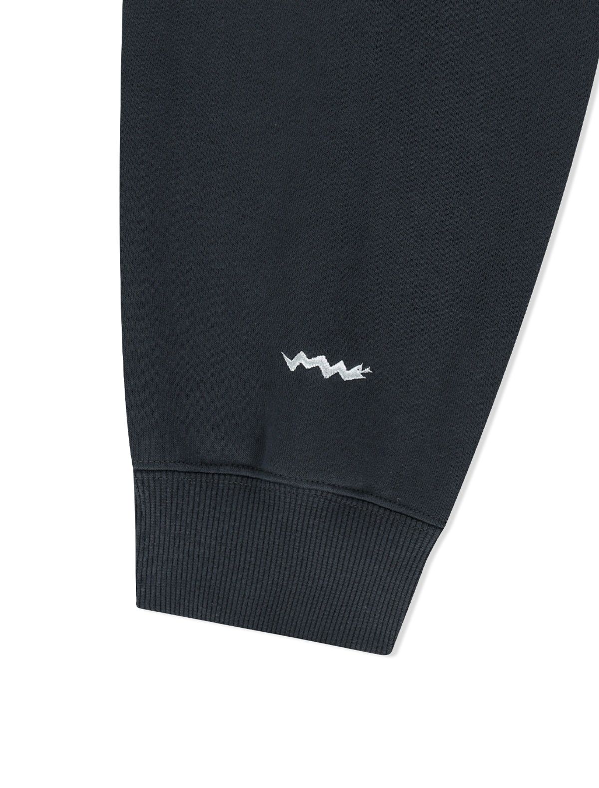 예스아이씨(YESEYESEE) [25FW] C-Logo Sweatshirt Charcoal