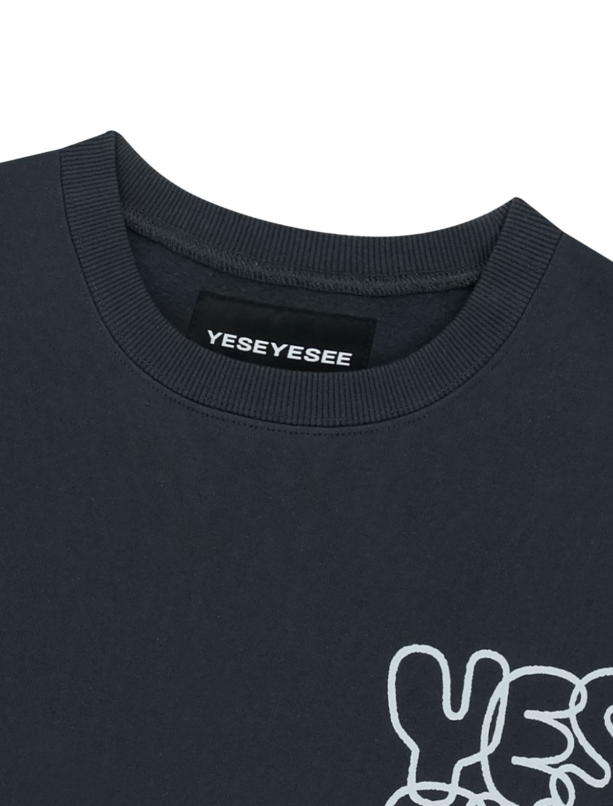 예스아이씨(YESEYESEE) [25FW] C-Logo Sweatshirt Charcoal