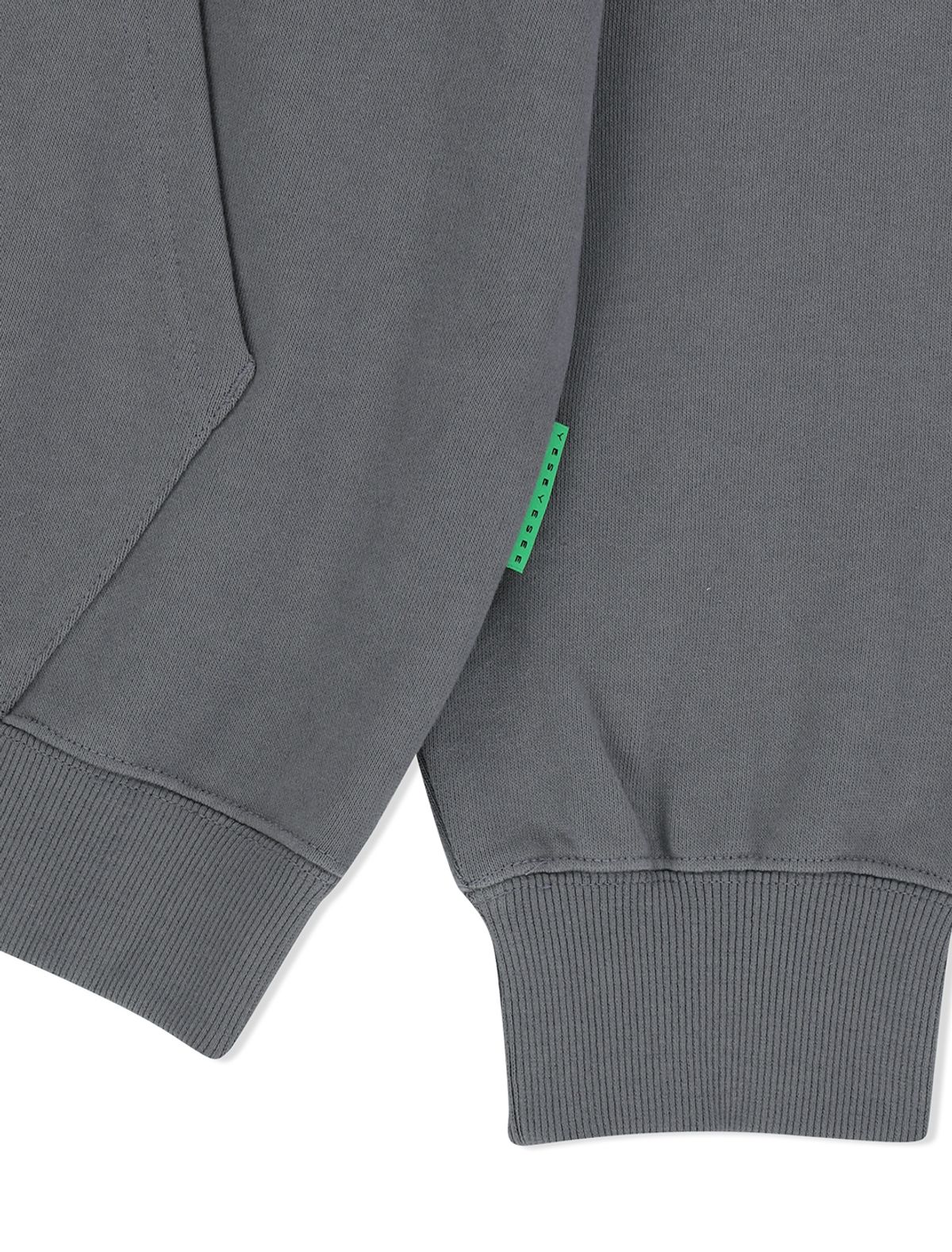 예스아이씨(YESEYESEE) C-Logo Hoodie Dark Grey