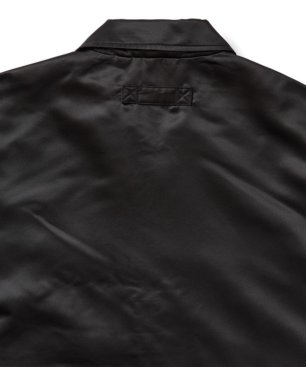 예스아이씨(YESEYESEE) Chain Stitch Logo Coach Jacket Black