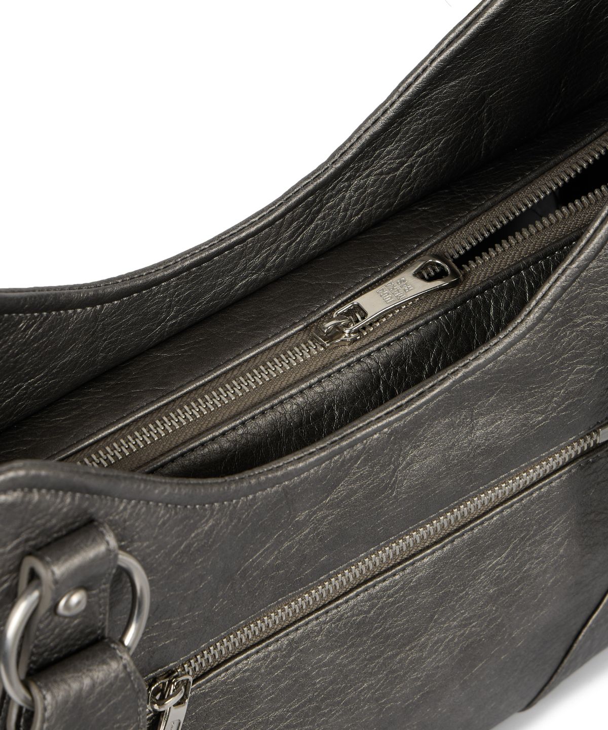 이우가마카라스(IUGAMAKARAS) Studded Leather Shoulder Bag (Silver)