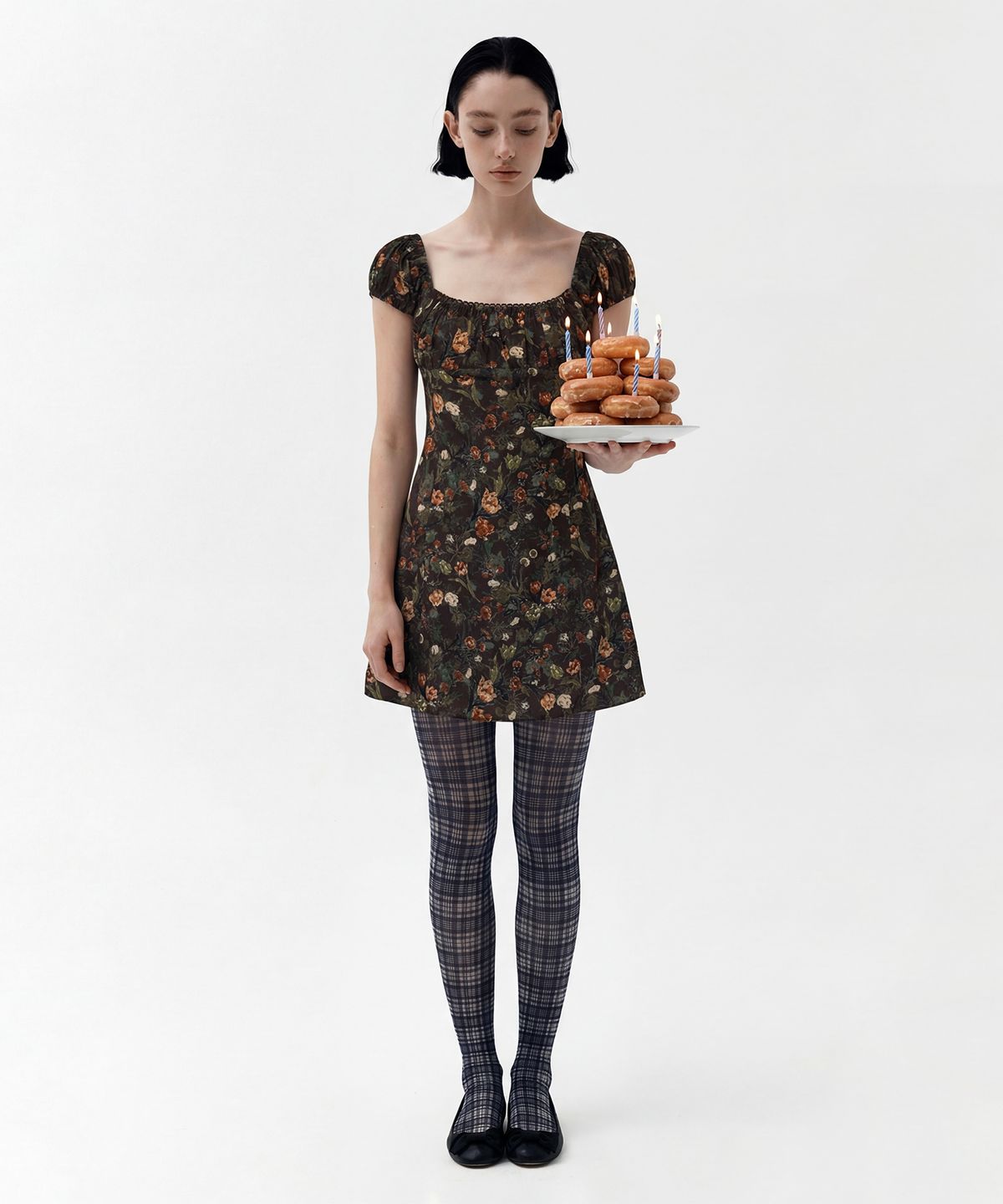 루루서울(LOULOUSEOUL) Urban Dream Mini Dress (Brown)