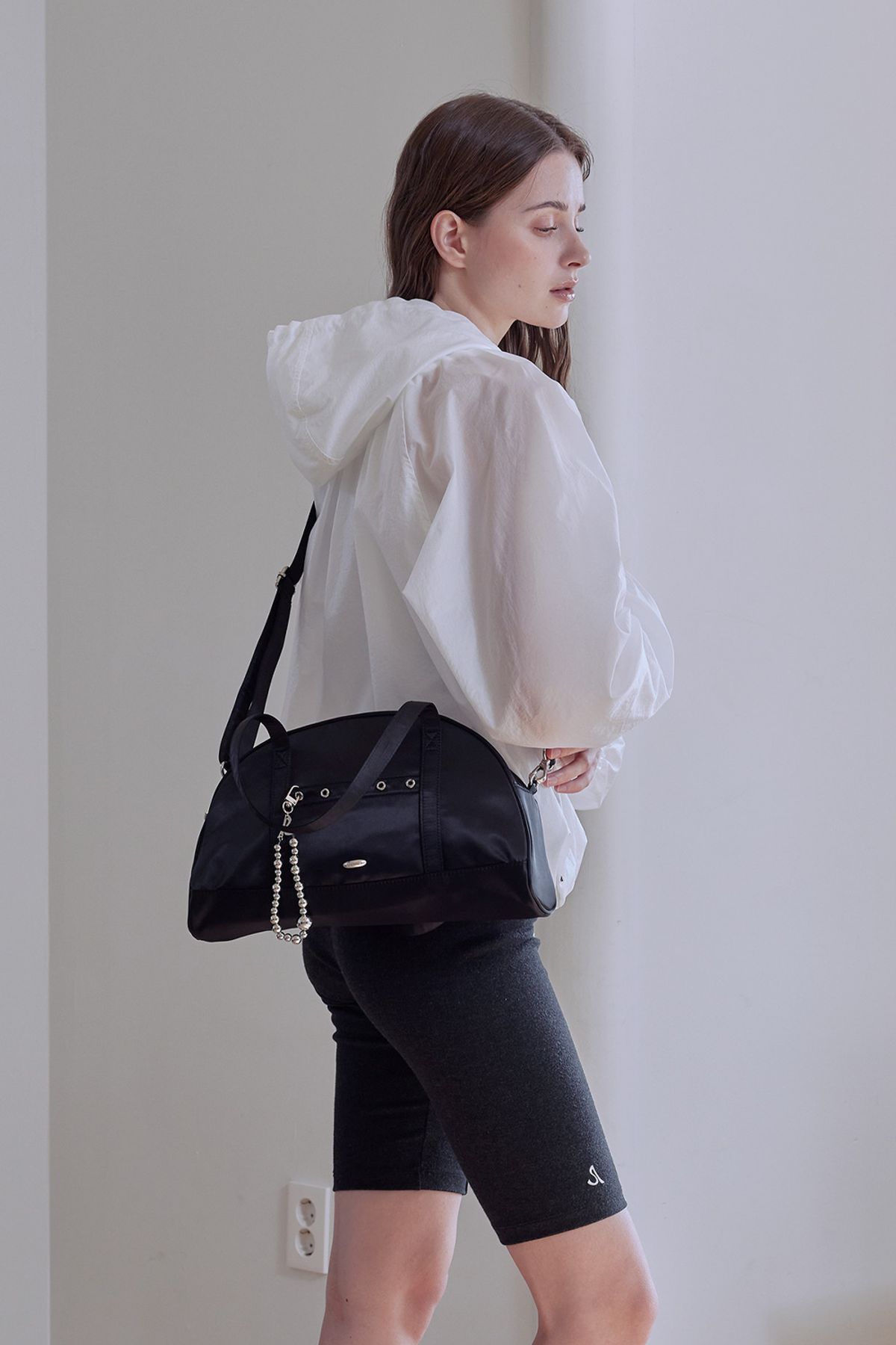 애프터아워즈(AFTERHOURS) UTILITY ARCH MINI DUFFLE BAG (BLACK)