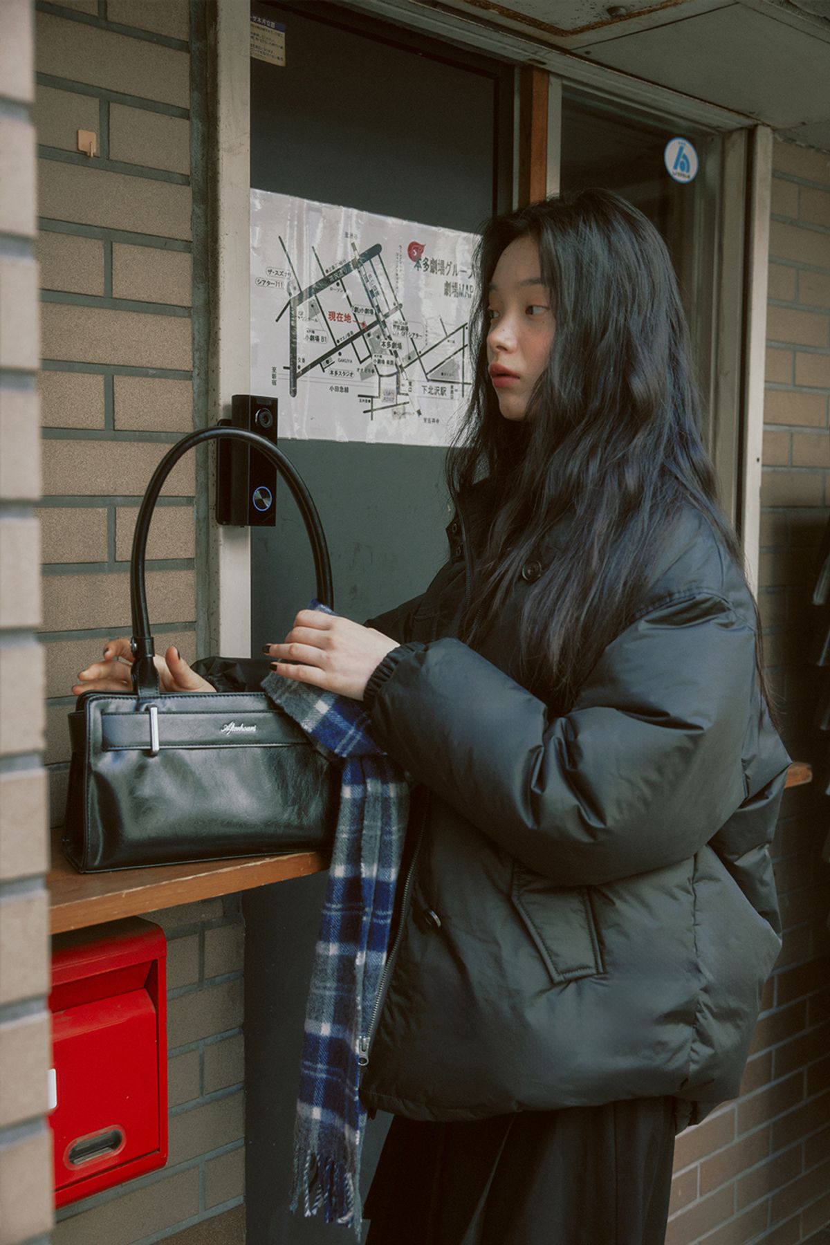 애프터아워즈(AFTERHOURS) DOUBLE BELTED SHOULDER BAG (BLACK)