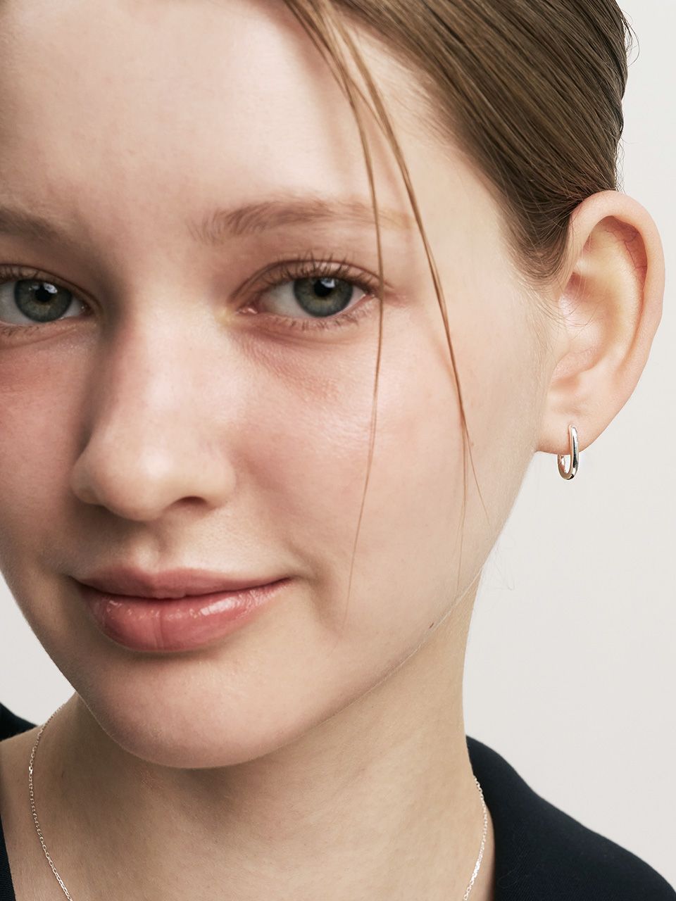 ☆HEI☆ sv925 round rectangle earring HE25SPESW201XXFR MUSINSA公式 | HEI [sv925] round rectangle earring