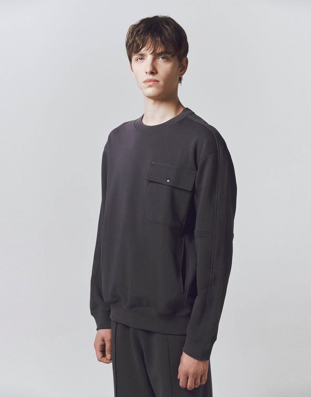 컨셉원(CONCEPTS1ONE) 테리 포켓 라운드 맨투맨 10025505/025505 [2color]