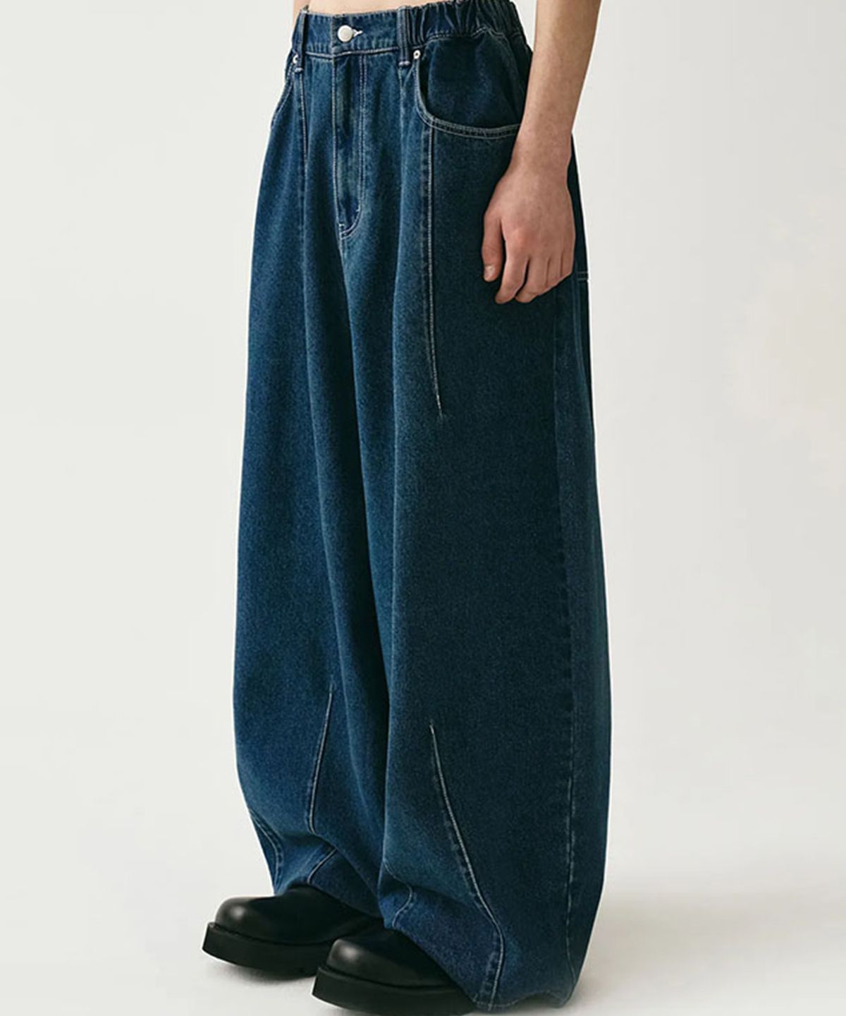 어반드레스(AVANDRESS) Super Wide Dart Denim Pants DEEP BLUE